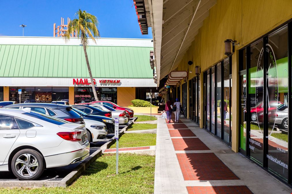 Promenade Plaza