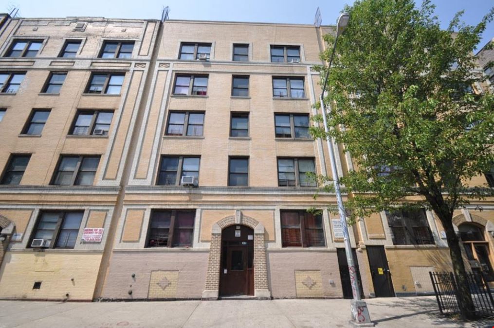 Bedford Park Multifamily – 11 Units | 12% Cap