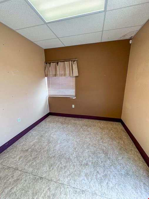 803 18th Ave NW - Austin MN Retail Space For Lease