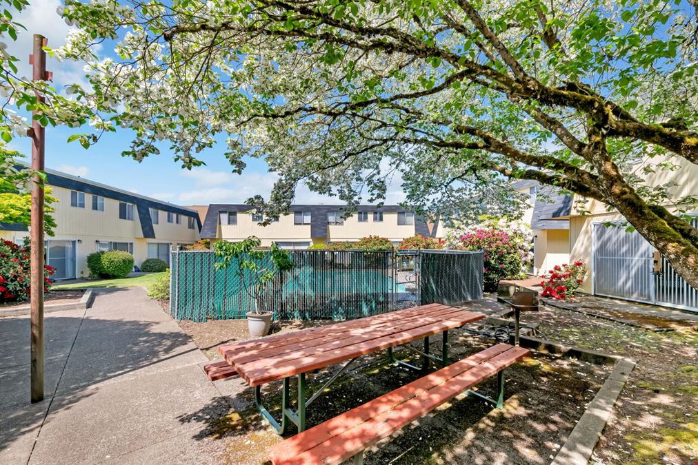 Villa Chateau Apartments