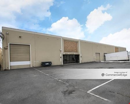Preview of commercial space at 14023-14029 Catalina St