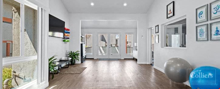 Modern Turnkey Community for Sale in North Central Phoenix