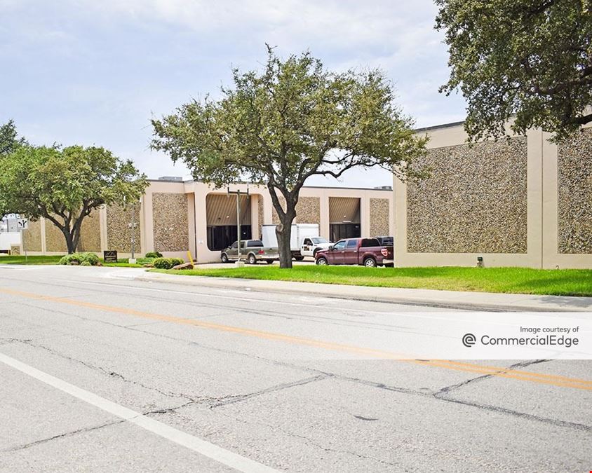 10031 Monroe Drive