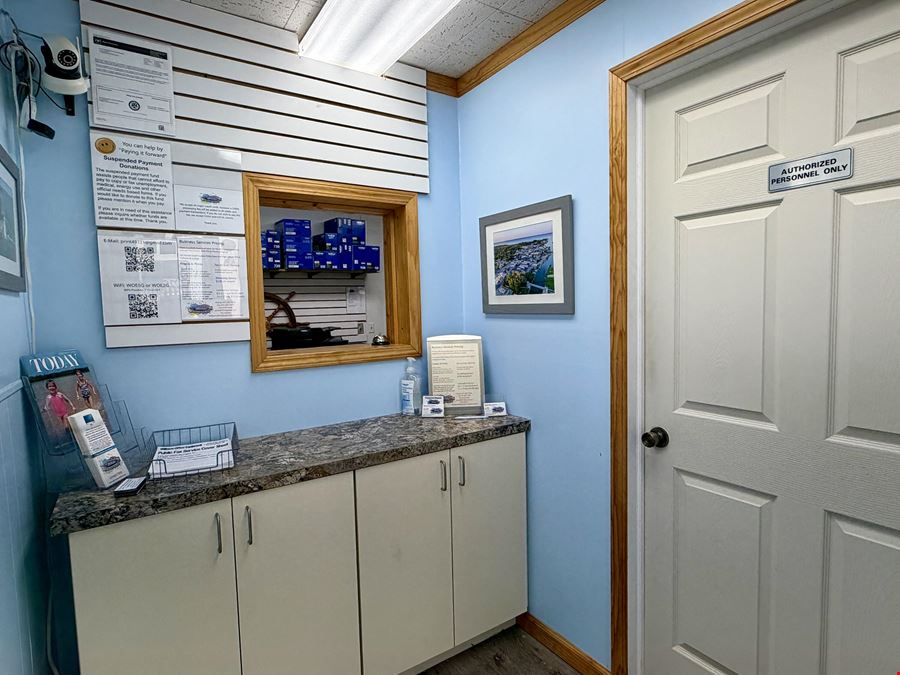 312 W Elm St