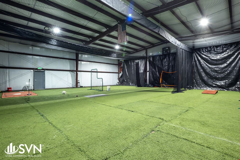 9,600 SF Flex Space For Sale