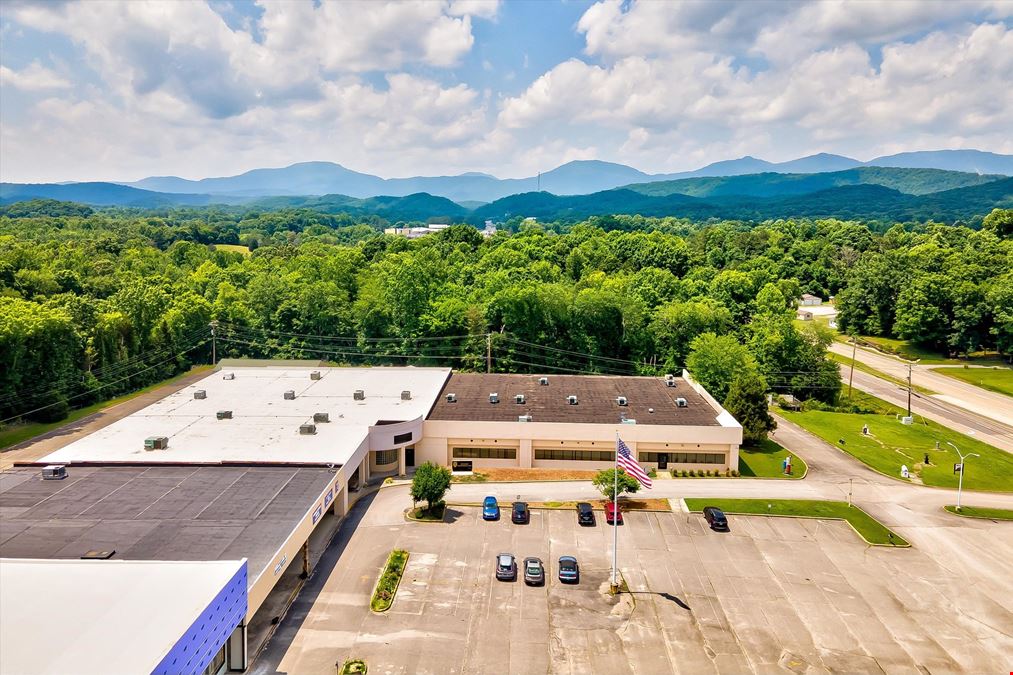1059 E Tri County Blvd