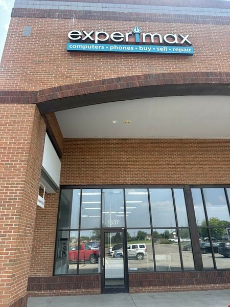 Preview of Retail space for Rent at 1333-1500 Worthington Centre Dr.