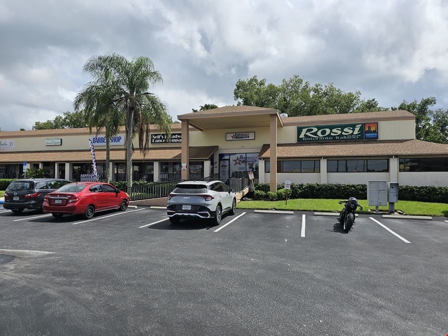 7 Springs Plaza