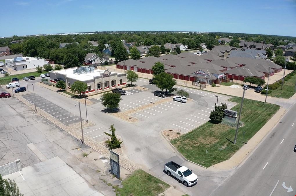 THRIVING RESTAURANT - DECADES OF SUCCESS
