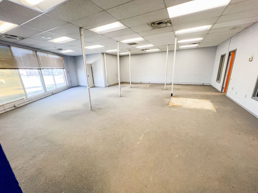 305 E University Blvd