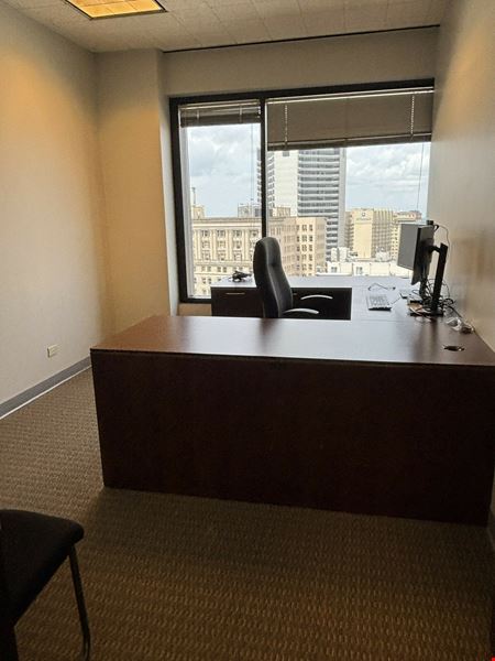 Preview of commercial space at 601 Poydras St