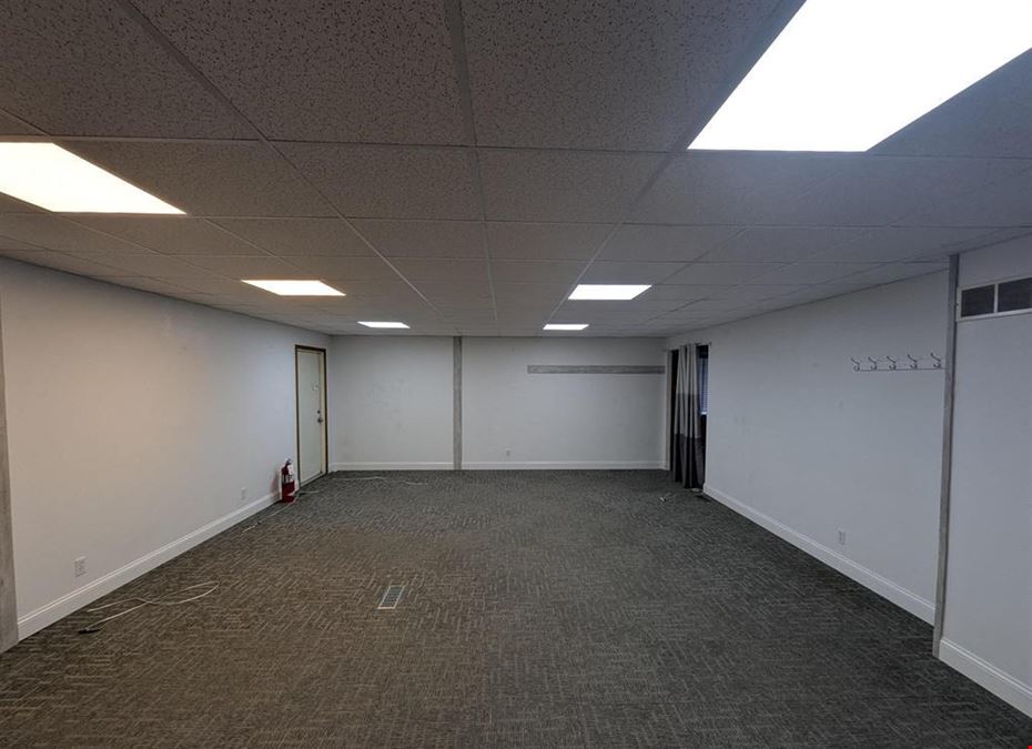 105 N Parkway Dr