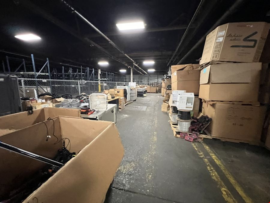 5,040 S.F. & 17,023 S.F. INDUSTRIAL SPACE FOR LEASE