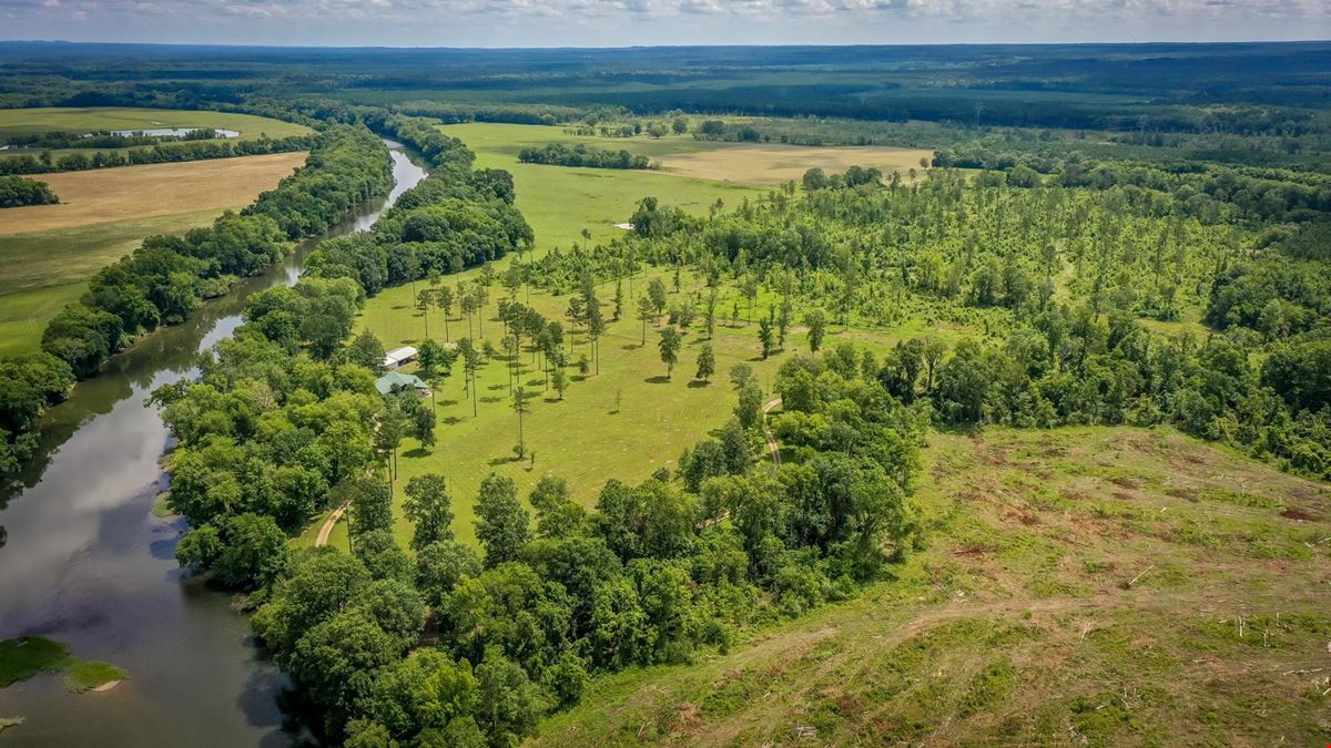 Ouachita River Private Hunting & Fishing Retreat