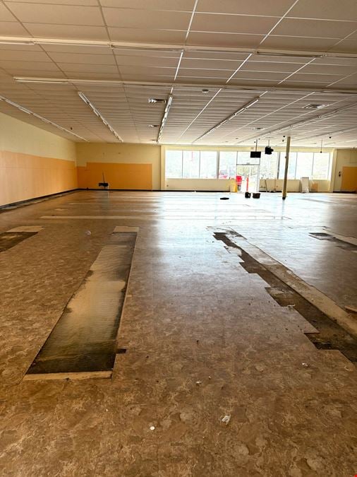 8,488 SF TOTAL CONDITIONED SPACE