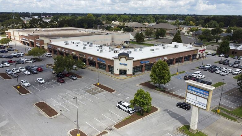 Preview of Retail space for Rent at 2865 Ambassador Caffery Parkway