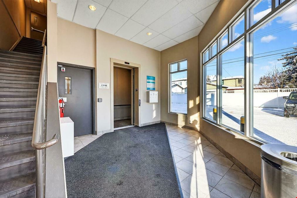 Banff Trail Plaza