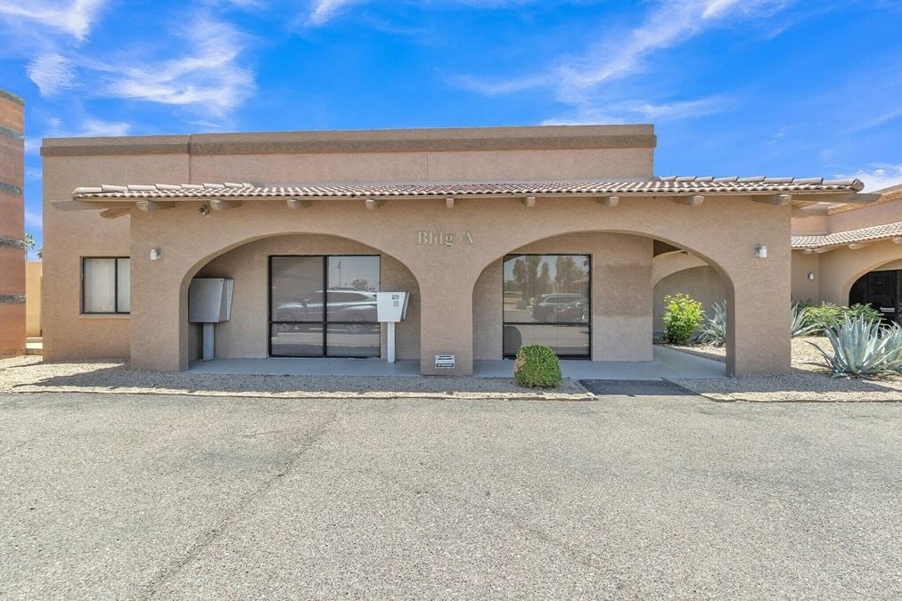 13711 W Camino Del Sol