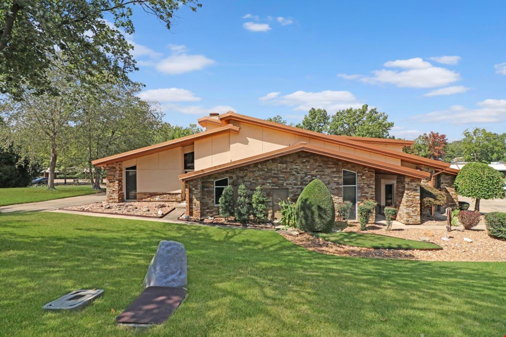 906 Osler Dr
