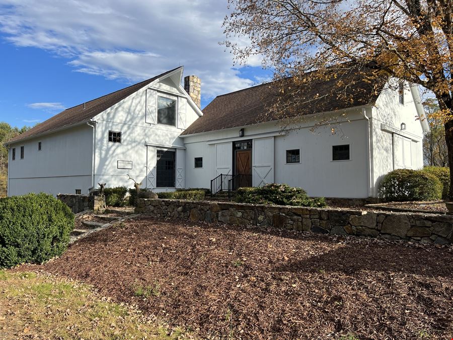 557 Main St S