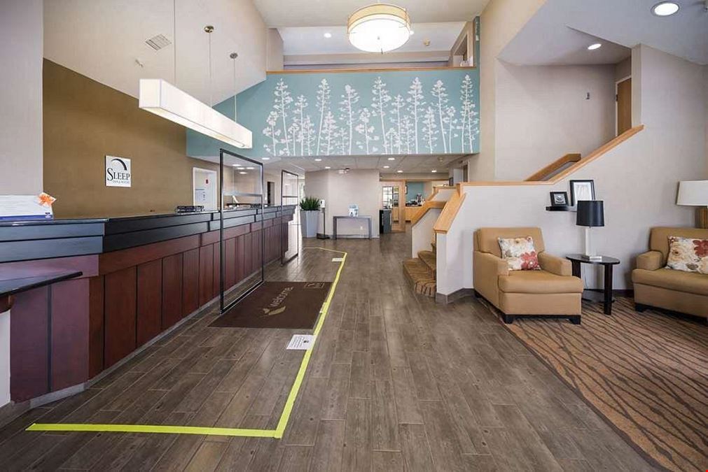 Sleep Inn & Suites - Port Clinton, OH