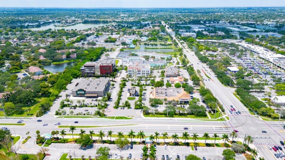 Strada Coconut Creek
