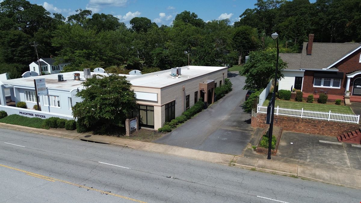 1212 N Main St