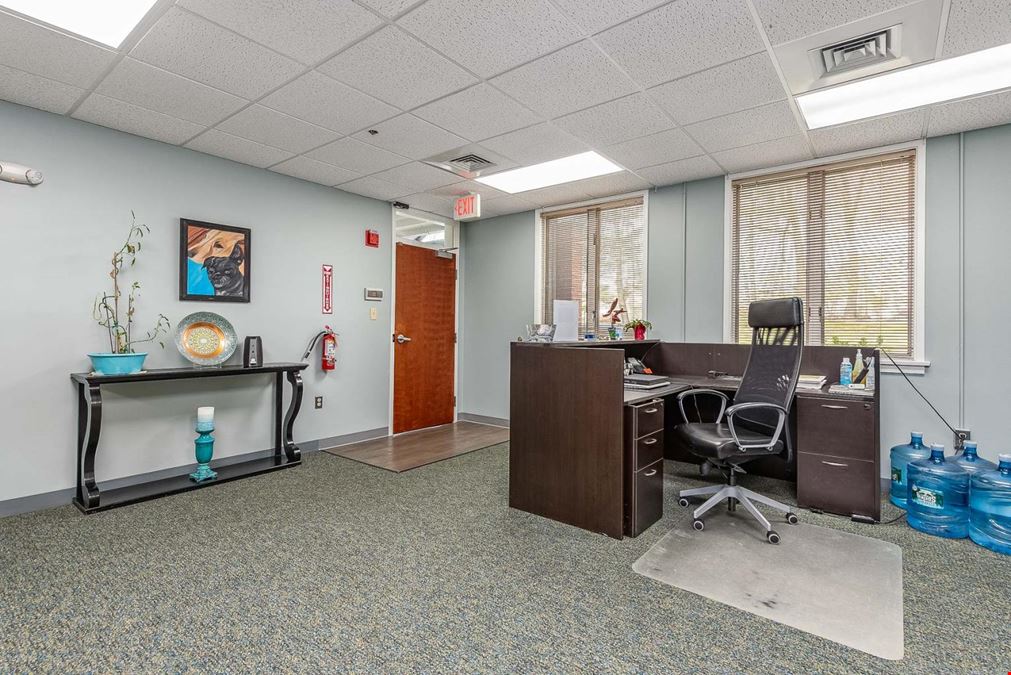 Immaculate Class B Office Suites for Lease in Danvers, MA