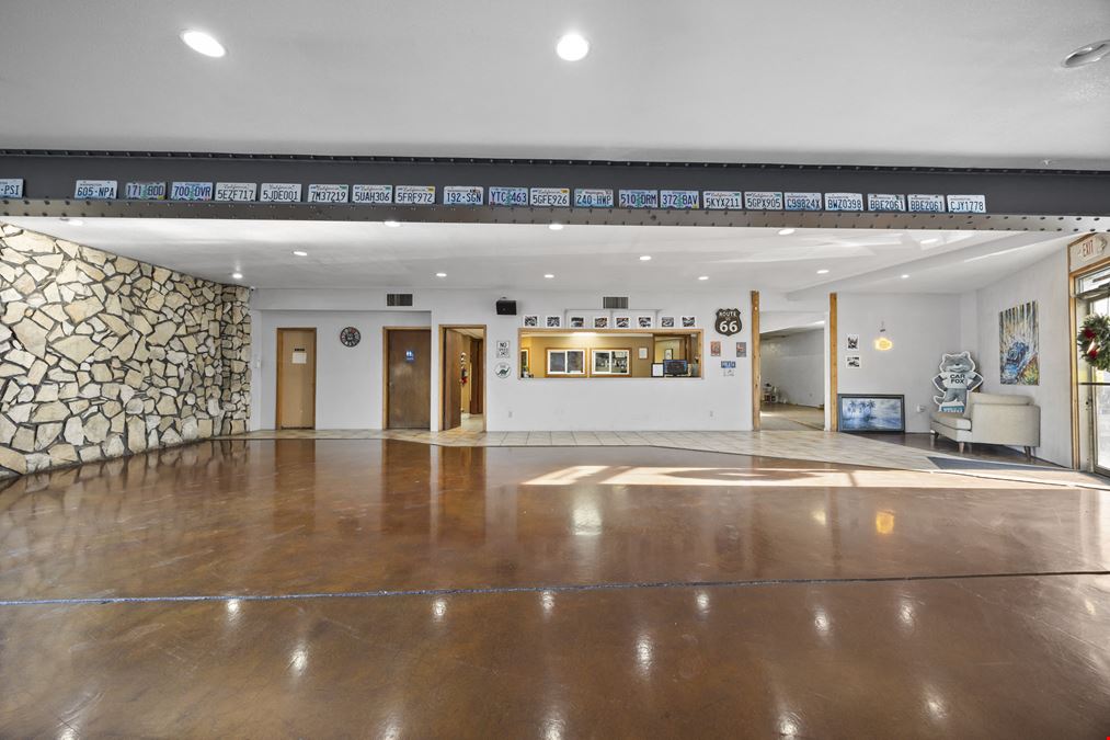 518 W Columbia Dr