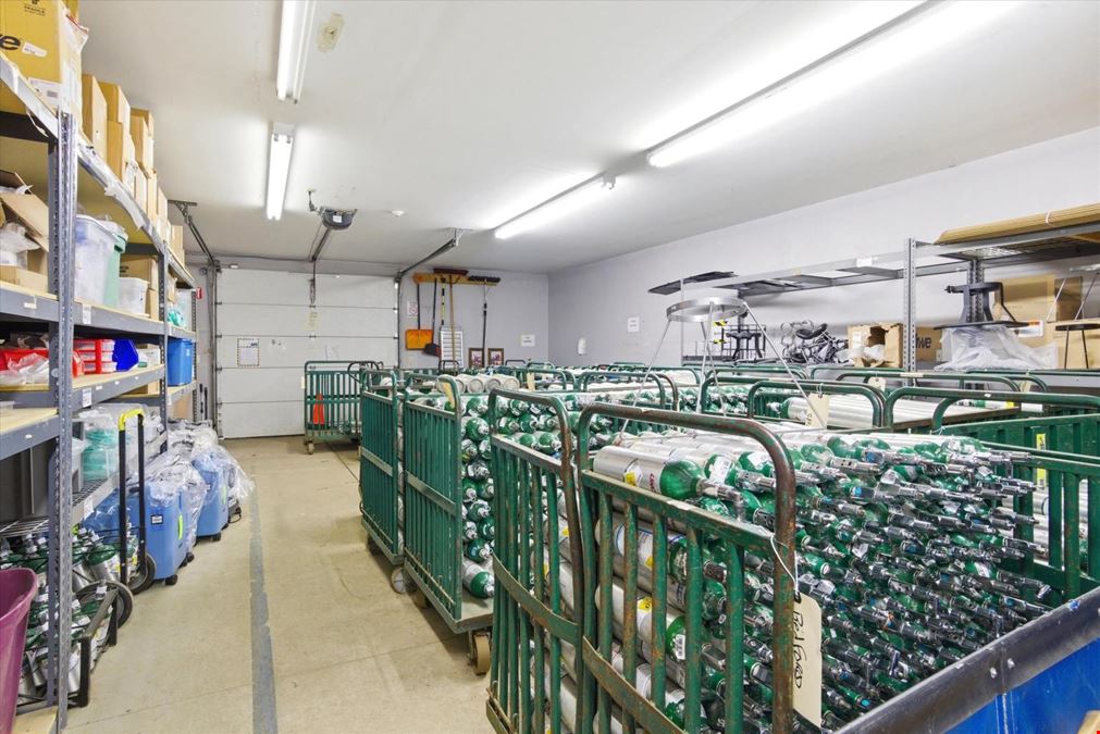 Rare Bedford Flex Opportunity, Income and Owner User Potential