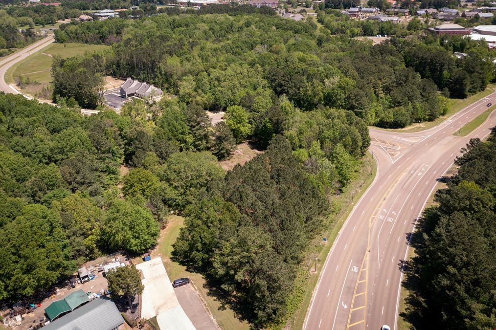 Highland Colony Parkway & Park Place - Corner Lot