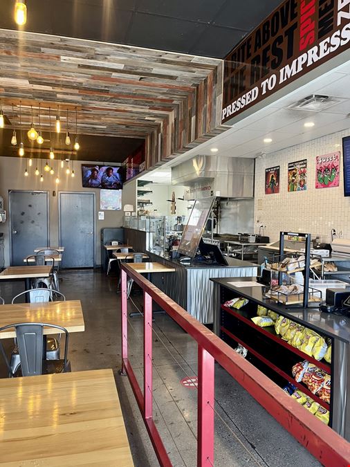 Endcap Turn Key Restaurant for SUBLEASE
