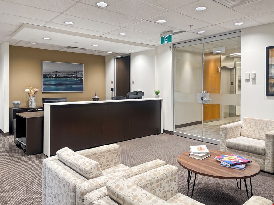 Regus - Montreal - Place d'Armes