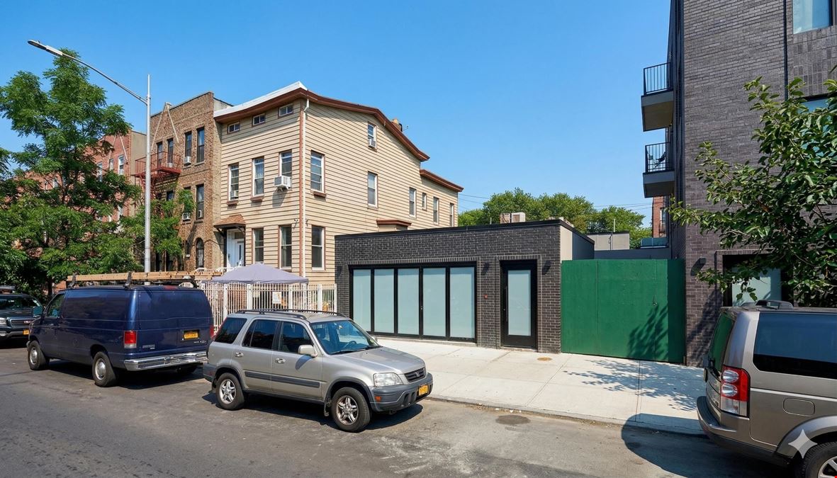 1,000 SF | 286 Covert Street | Vanilla Box Retail/Office Space for Lease