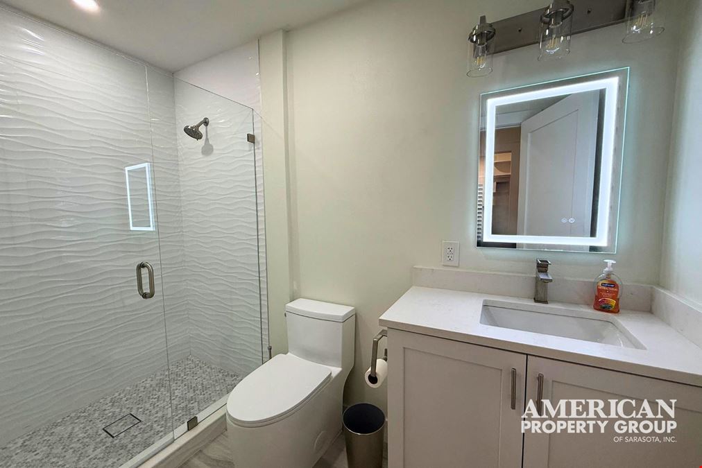 Class A Live/Work Property Near Siesta Key