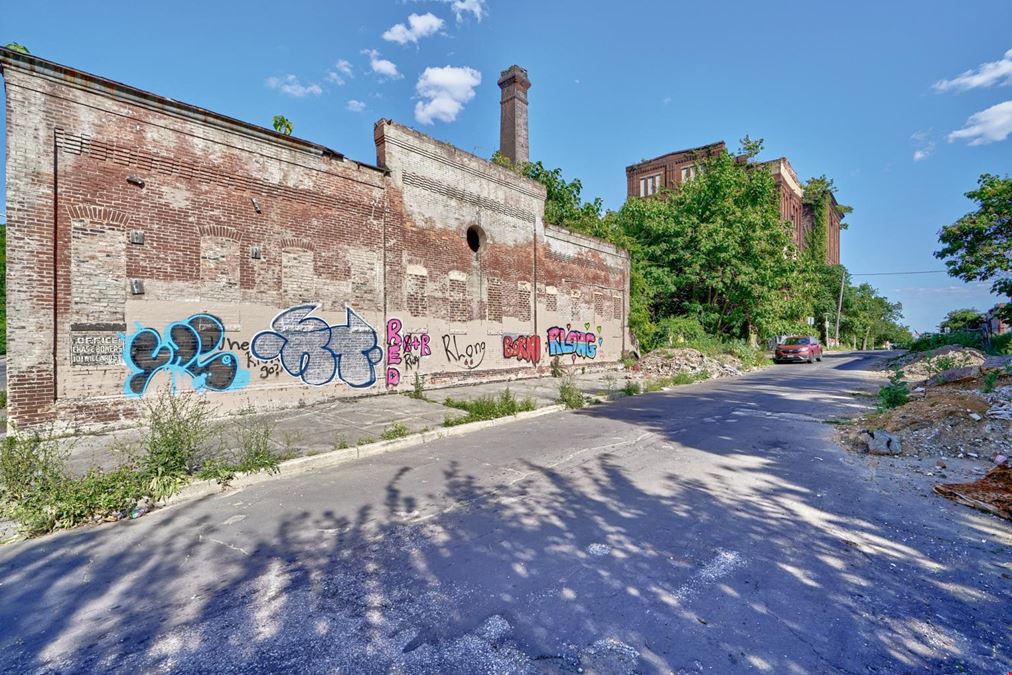 1 Willard St 21223