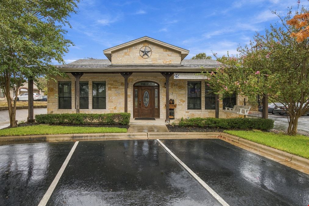 For Sale +/- 1,760 SF Professional Office