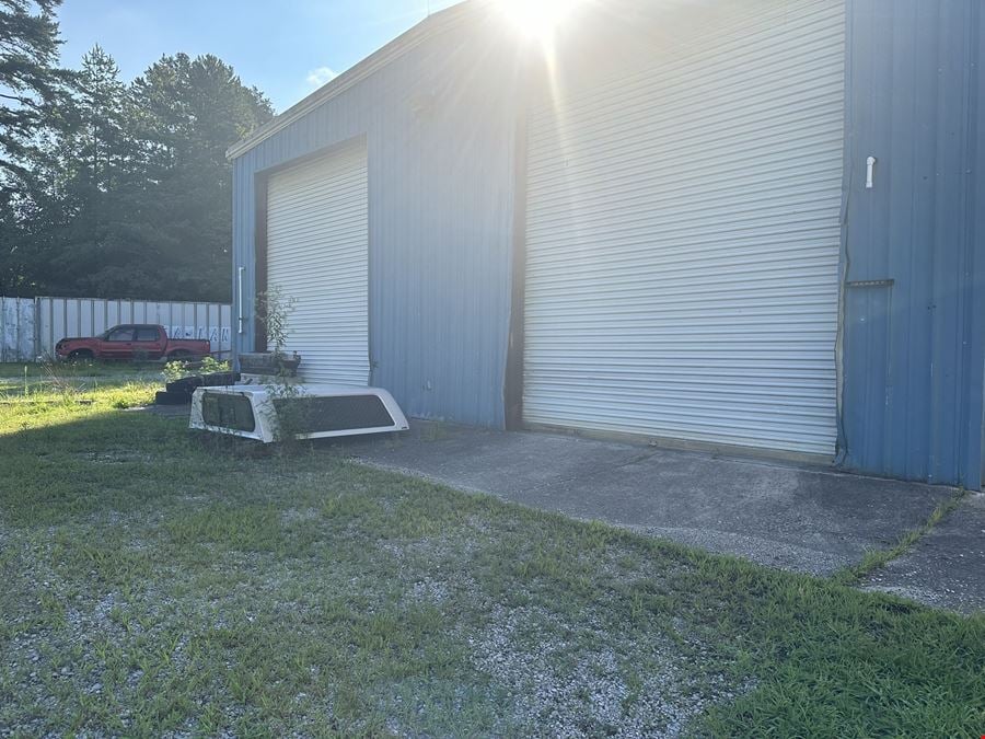 Harriman Auto Service Warehouse and Acreage