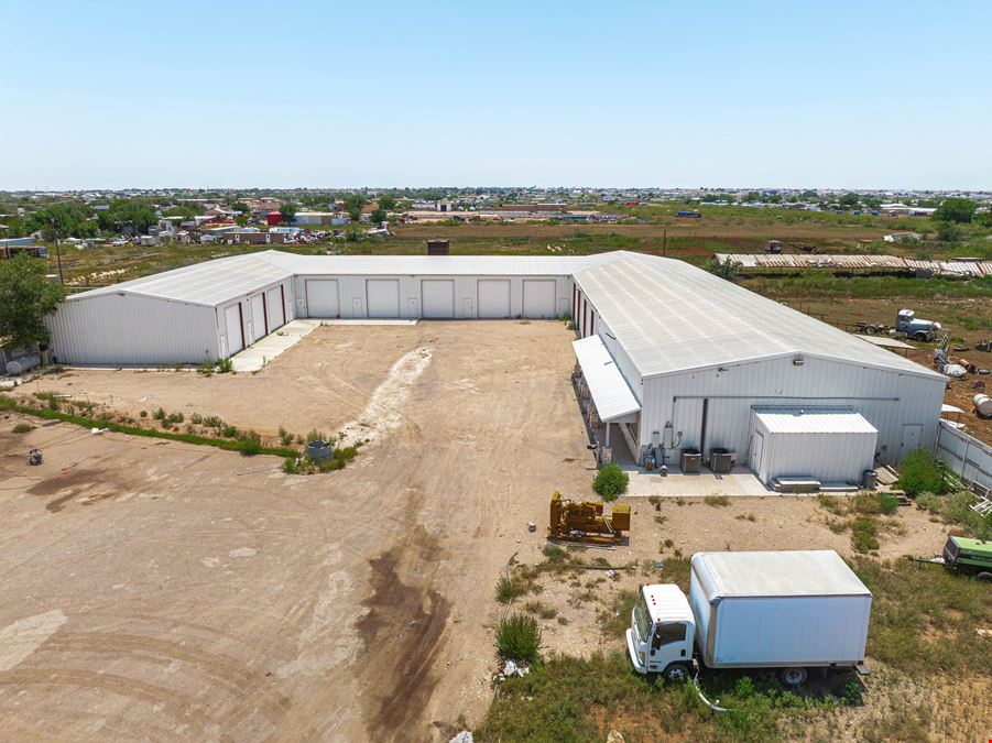 Office & Shop Space w/ Trailer Hookup