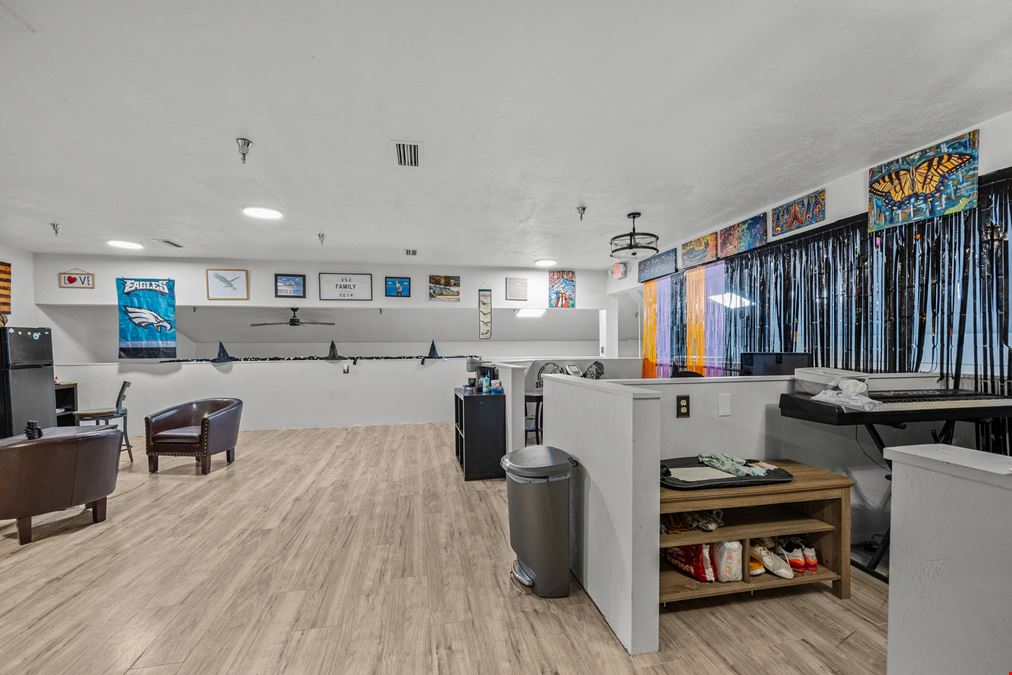 Thornebrook Village-Lease Opportunity