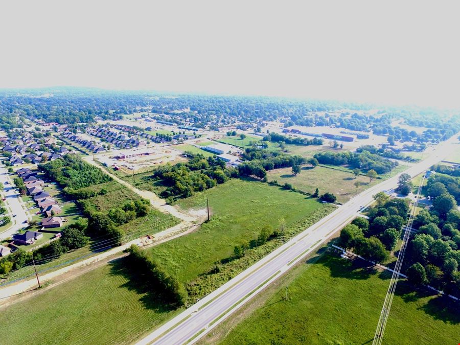 6.39 ACRES AT 3602 W. EMMA, SPRINGDALE, AR