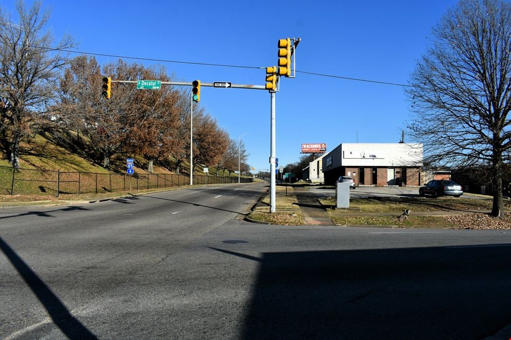 748 S. Decatur St. - 8,626 SF Office Warehouse Space Near Exit 1, I-85