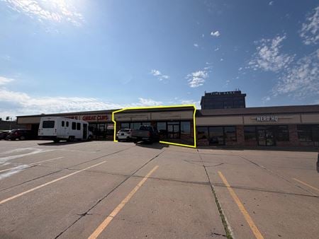 Preview of Retail space for Rent at 102 E Kimberly Rd
