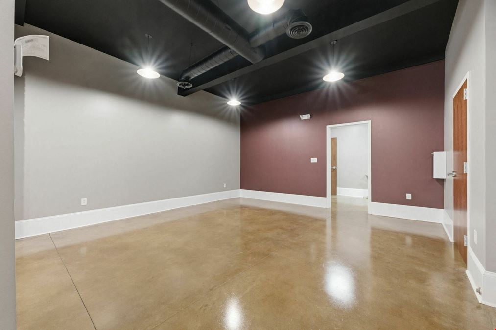 Street Level Retail/Office Downtown New Bern