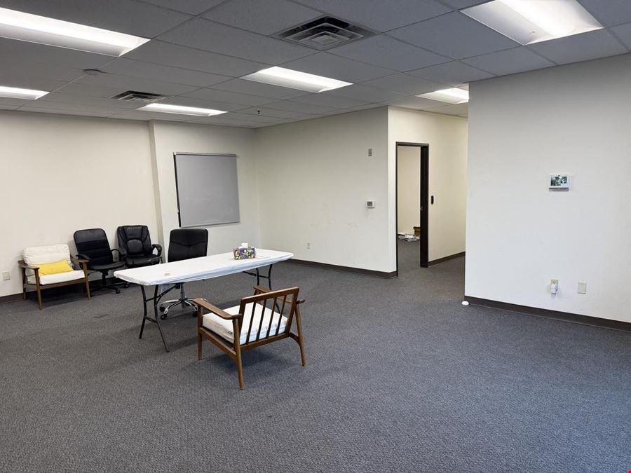 *Sublease* ±81,102 SF office / whs