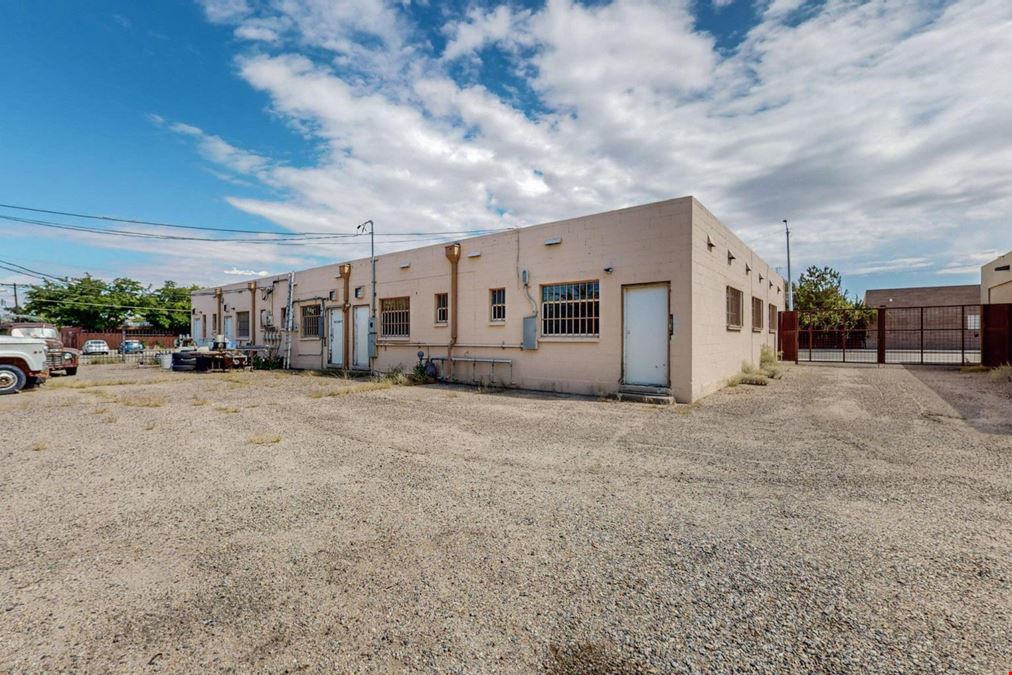 Open Flex Space in Nob Hill with Yard