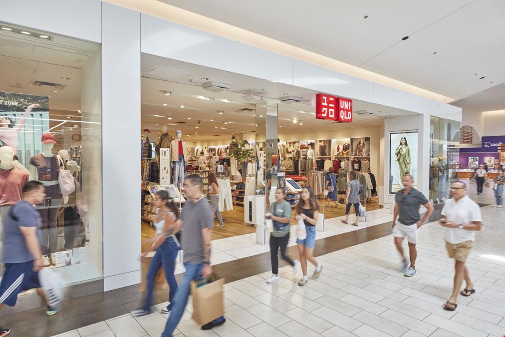 Los Cerritos Center