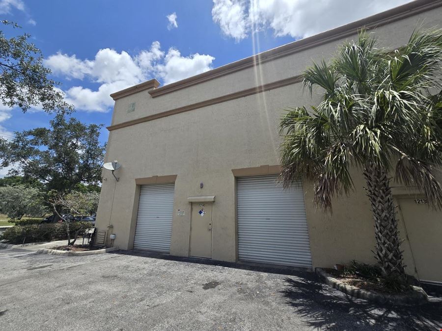 Industrial Flex Space | Corner Unit