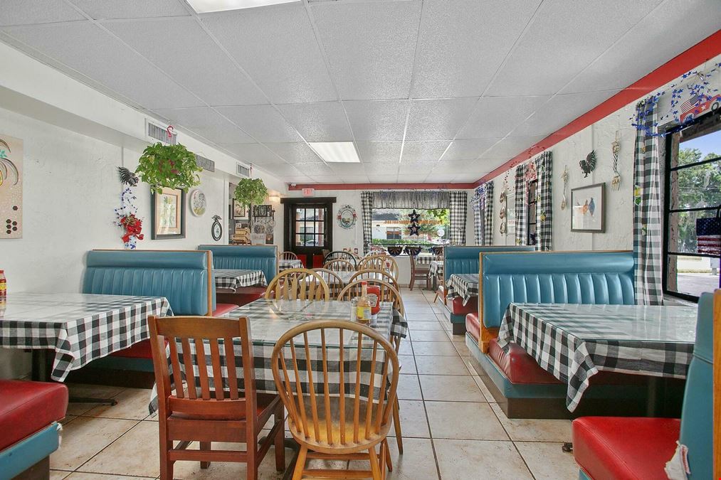 Established DeLand Restaurant Opportunity