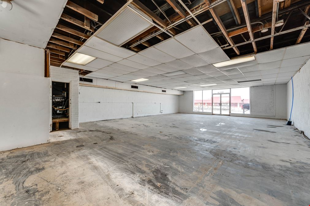 Customizable Office/Retail Space